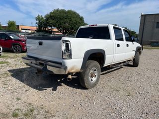2005 GMC Sierra 2500HD Work Truck - Exterior Rear Right Corner Image